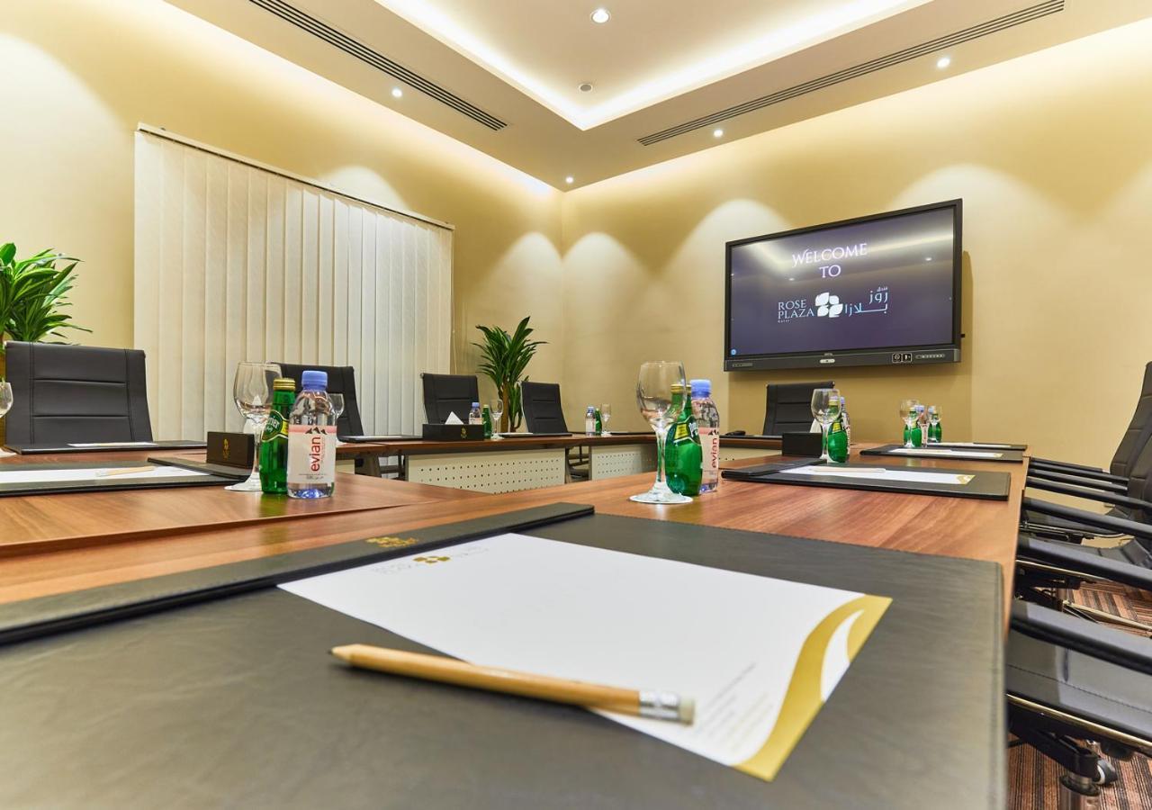 Rose Plaza Hotel Al Barsha Dubái Exterior foto